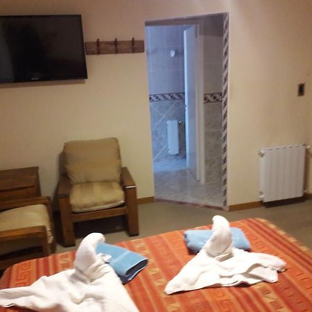 Hotel Teomar ビージャ・ヘセル エクステリア 写真